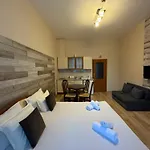 Pm Services Flora Apartament *