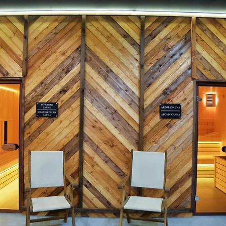 Pm Services Flora アパート *