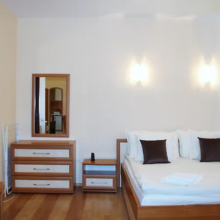 Pm Services Flora Borovets