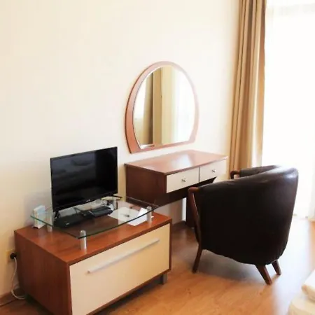 Pm Services Flora Apartment Borovets