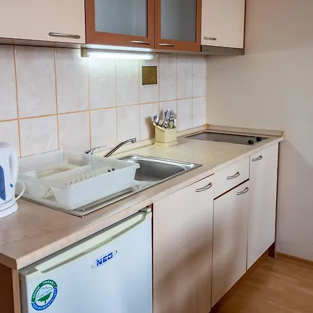 Pm Services Flora Apartment *