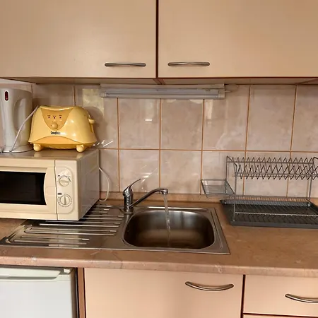 Apartment Pm Services Flora