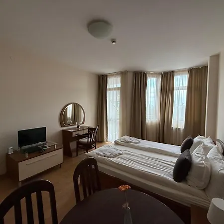 Pm Services Flora * Borovets