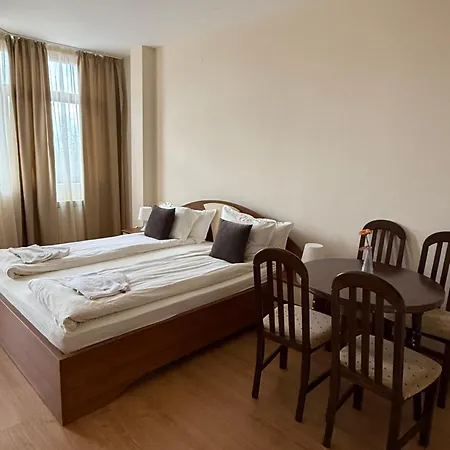 Pm Services Flora Apartament *