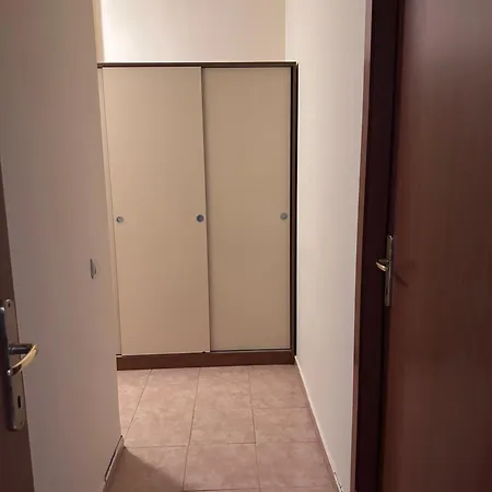 Pm Services Flora Apartamento Borovets