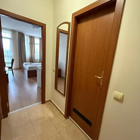 Pm Services Flora * Borovets