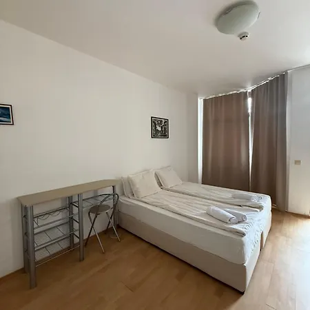 Pm Services Flora Appartement