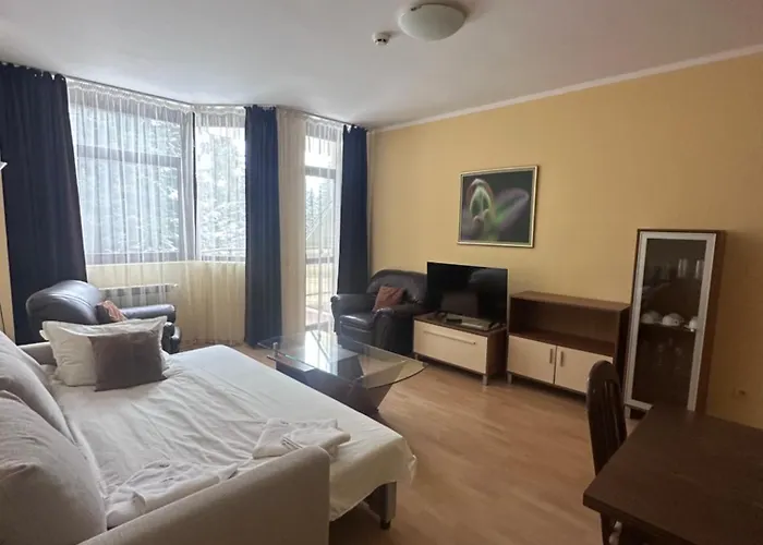 Апартаменты Pm Services Flora *