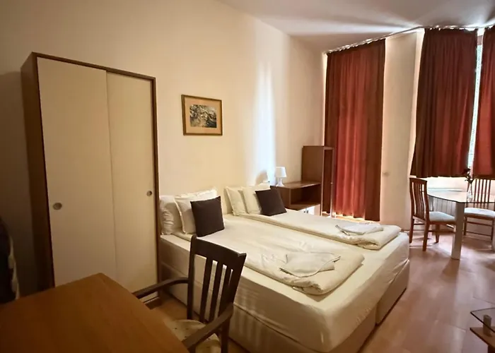 Pm Services Flora * Боровец